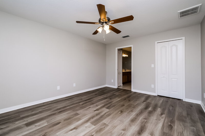 2,445/Mo, 3326 Clover Blossom Cir Land O Lakes, FL 34638 Main Bedroom View