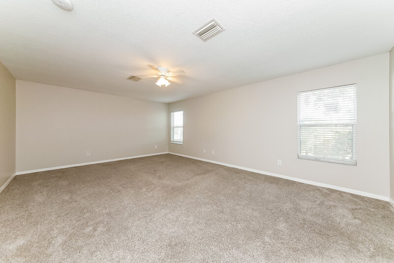 2,375/Mo, 319 Vine Cliff St Ruskin, FL 33570 Main Bedroom View