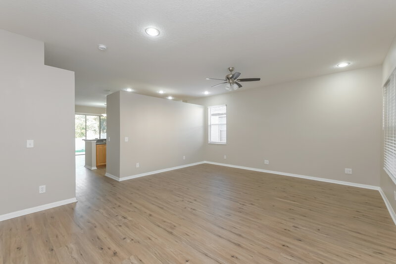 2,680/Mo, 12923 Terrace Springs Dr Temple Terrace, FL 33637 Living Room View 2