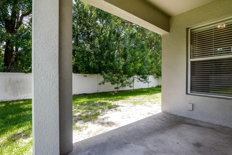 2,140/Mo, 7241 Twin Cedar Ln Lakeland, FL 33810 Covered Patio View