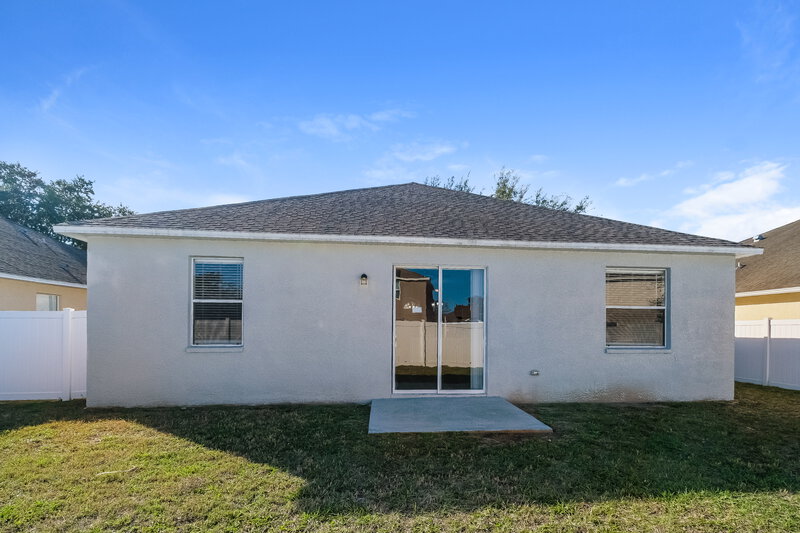 2,205/Mo, 13015 Haverhill Dr Spring Hill, FL 34609 Rear View