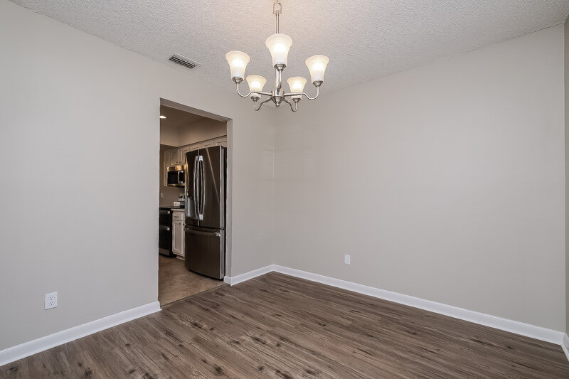 2,370/Mo, 736 Isleton Dr Brandon, FL 33511 Dining Room View
