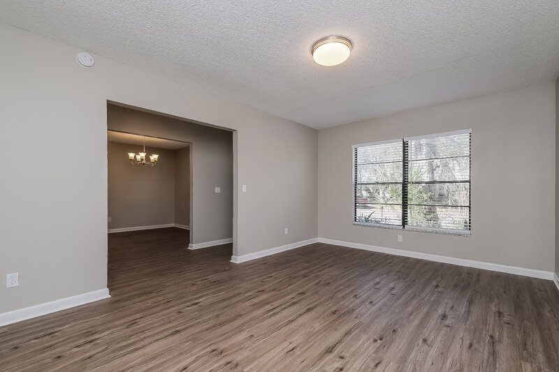 2,370/Mo, 736 Isleton Dr Brandon, FL 33511 Family Room View