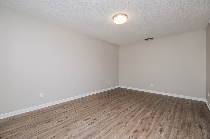 2,370/Mo, 736 Isleton Dr Brandon, FL 33511 Bedroom View