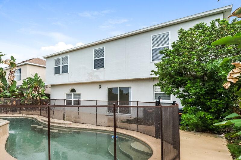 0/Mo, 13513 Mango Bay Dr Riverview, FL 33579 Rear View