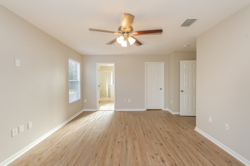 3,870/Mo, 11821 Mango Cross Ct Seffner, FL 33584 Main Bedroom View 2