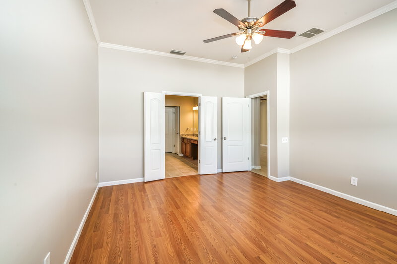 4,250/Mo, 2018 Samantha Ln Valrico, FL 33594 Main Bedroom View 2