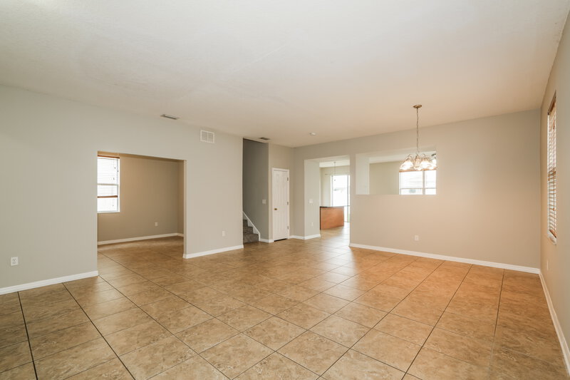 2,195/Mo, 9322 Zincoe Ln Land O' Lakes, FL 34638 Living Room View 2