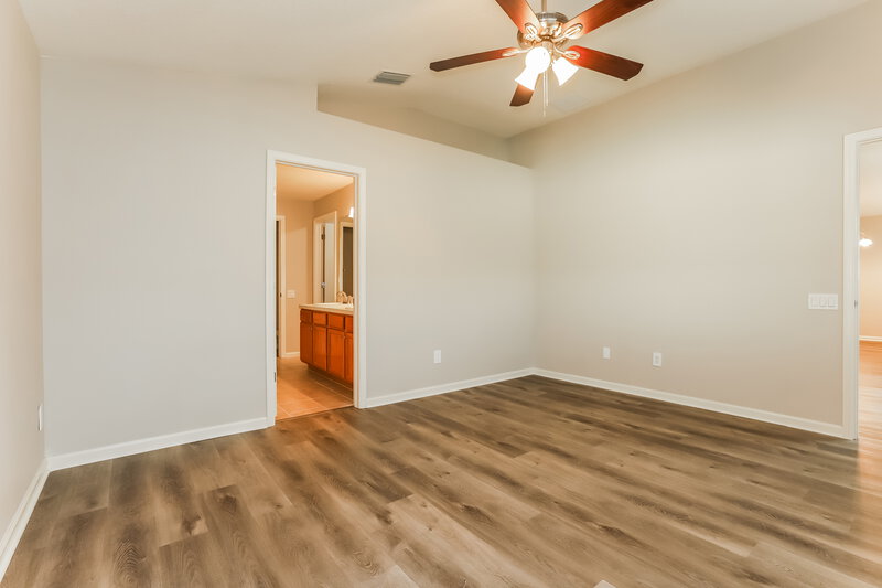 2,230/Mo, 10501 Egret Haven Ln Riverview, FL 33578 Main Bedroom View