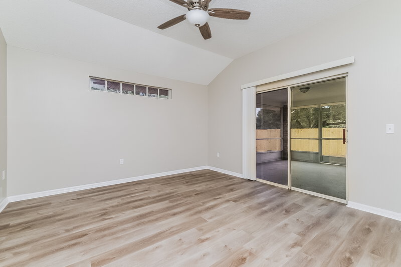 4,120/Mo, 807 Greenbelt Cir Brandon, FL 33510 Main Bedroom View