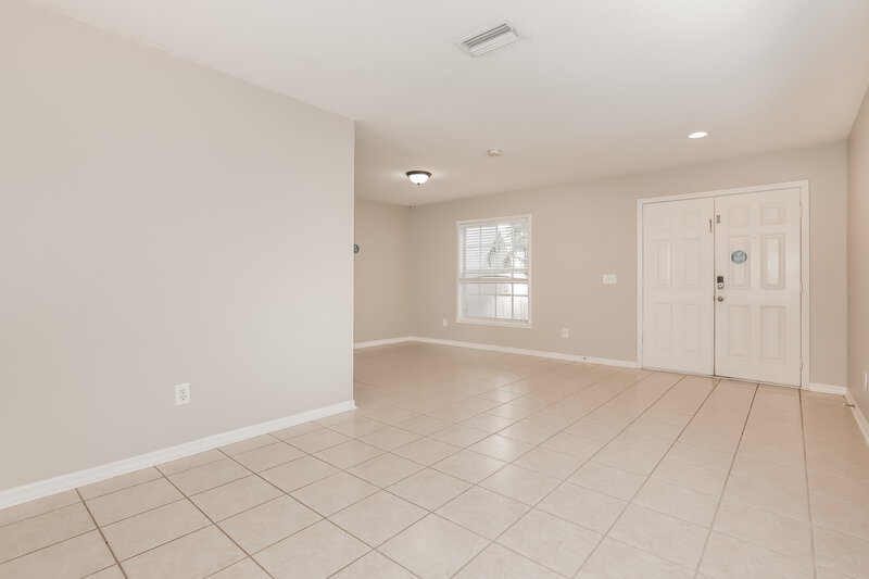 3,345/Mo, 17126 Falconridge Rd Lithia, FL 33547 Living Room View