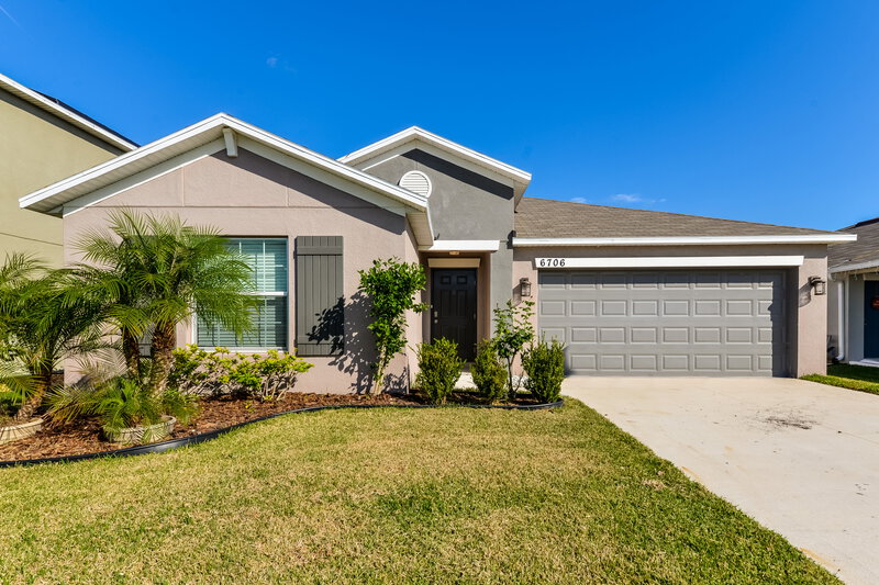 2,315/Mo, 6706 Trent Creek Dr Sun City Center, FL 33573 External View