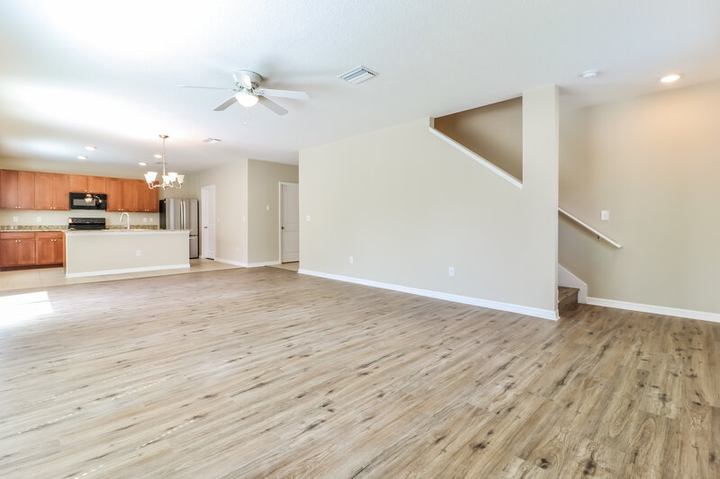 3,305/Mo, 9274 Watolla Dr Thonotosassa, FL 33592 Living Room View