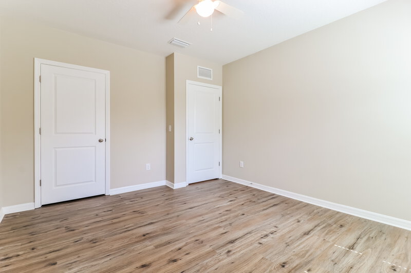 3,305/Mo, 9274 Watolla Dr Thonotosassa, FL 33592 Bedroom View 3
