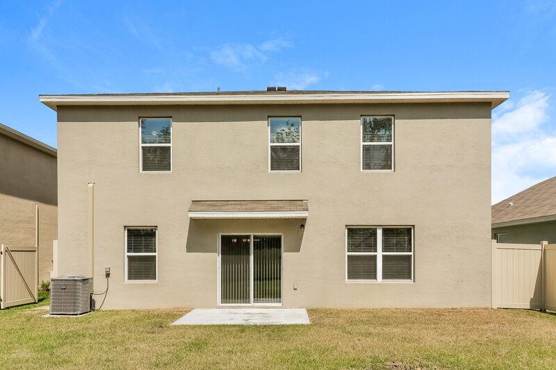 3,305/Mo, 9274 Watolla Dr Thonotosassa, FL 33592 Rear View