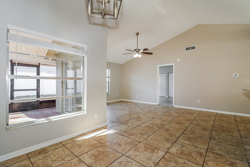 2,350/Mo, 12722 Trowbridge Ln Tampa, FL 33624 Dining Room View