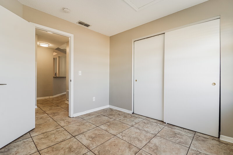 2,350/Mo, 12722 Trowbridge Ln Tampa, FL 33624 Bedroom View