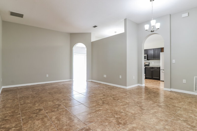 3,520/Mo, 4307 Reynolds Oaks Pl Plant City, FL 33563 Dining Room View