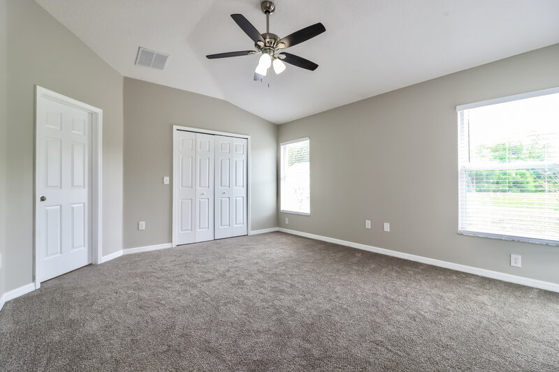 3,520/Mo, 4307 Reynolds Oaks Pl Plant City, FL 33563 Main Bedroom View