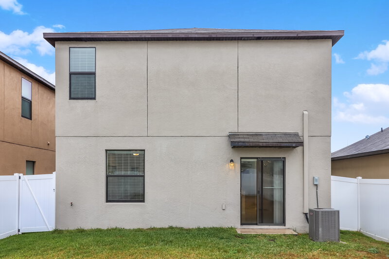 2,565/Mo, 14208 Covert Green Pl Riverview, FL 33579 Rear View