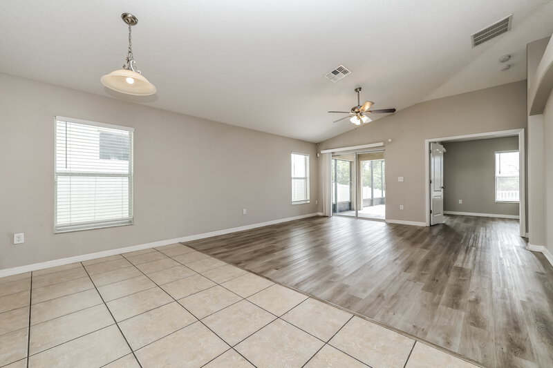 2,355/Mo, 509 Vista Ridge Dr Ruskin, FL 33570 Breakfast Nook View