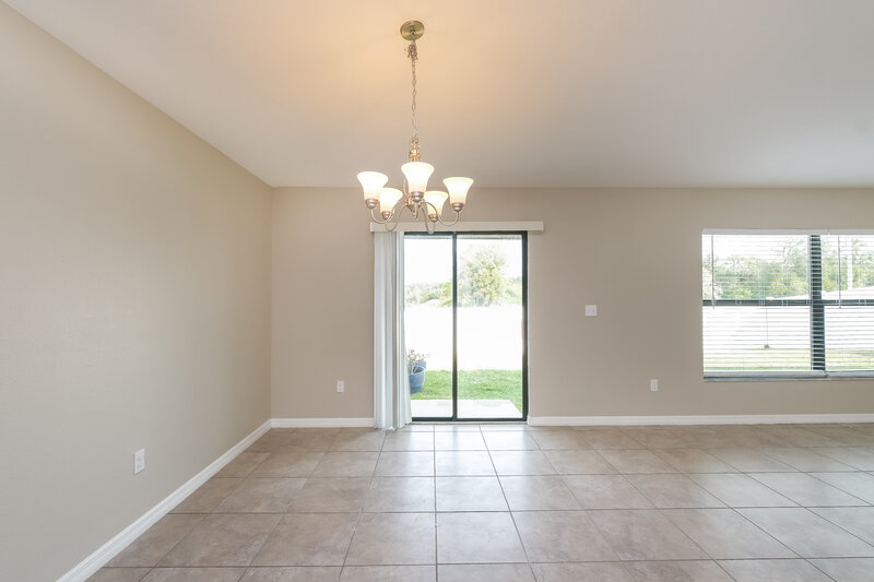 2,435/Mo, 11220 Leland Groves Dr Riverview, FL 33579 Dining Room View