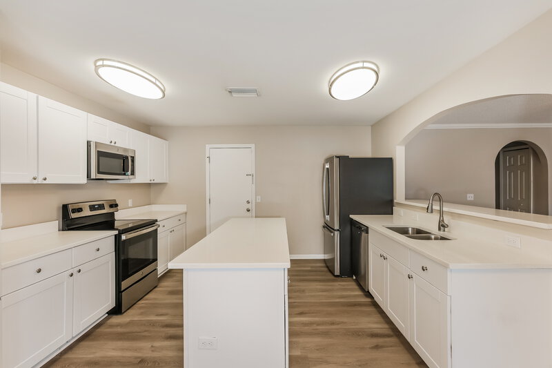 2,335/Mo, 30200 Double Dr Wesley Chapel, FL 33545 Kitchen View