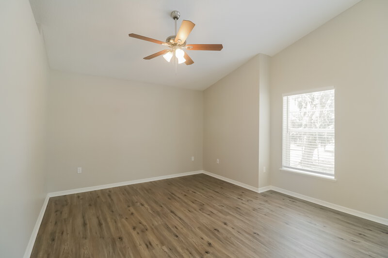 2,535/Mo, 30200 Double Dr Wesley Chapel, FL 33545 Main Bedroom View 3