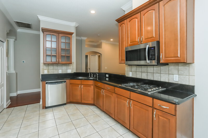2,535/Mo, 11560 Weston Course Loop Riverview, FL 33579 Kitchen View 2