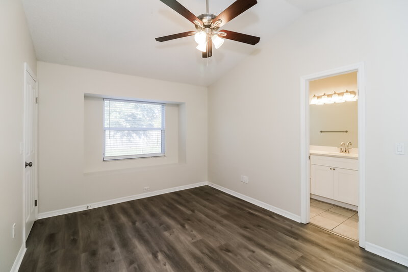2,235/Mo, 1803 Kettler Dr Lutz, FL 33559 Main Bedroom View 2