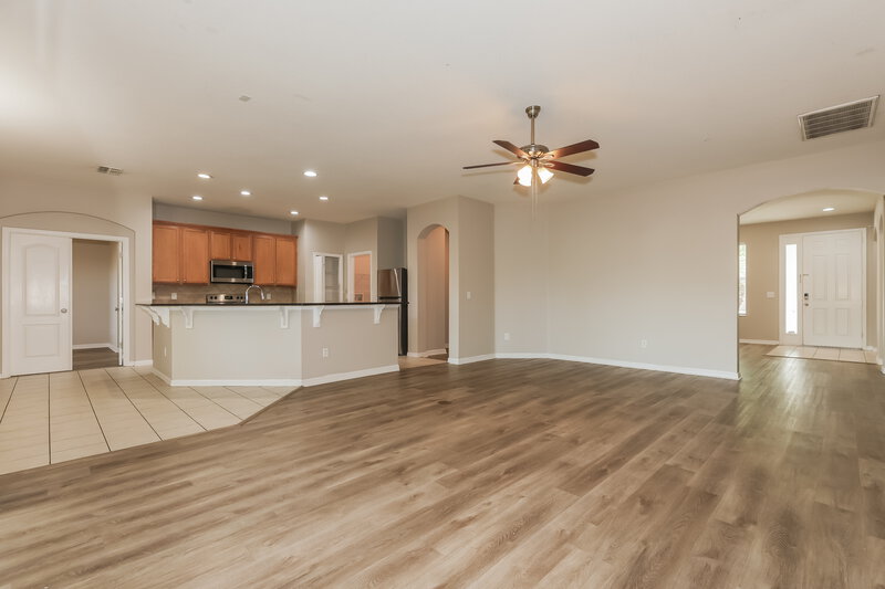 2,990/Mo, 1610 White Dove Ct Brandon, FL 33510 Living Room View