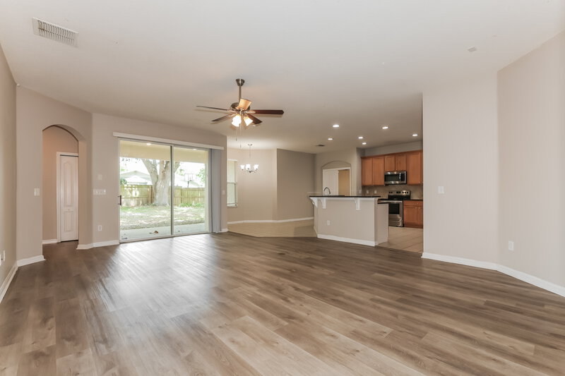 2,990/Mo, 1610 White Dove Ct Brandon, FL 33510 Living Room View 2