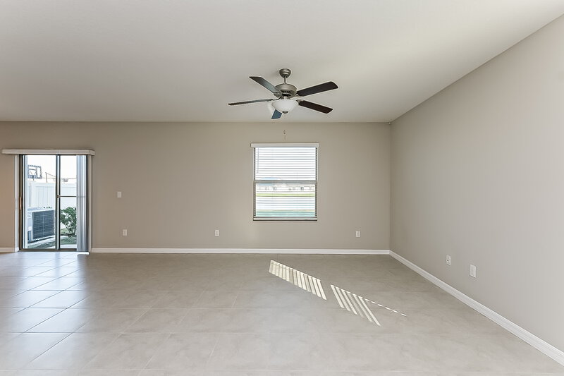 2,610/Mo, 11425 Sage Canyon Dr Riverview, FL 33578 Living Room View