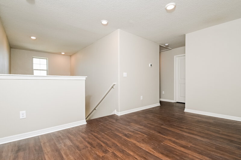 2,480/Mo, 7205 Ozello Trail Ave Sun City Center, FL 33573 Loft View