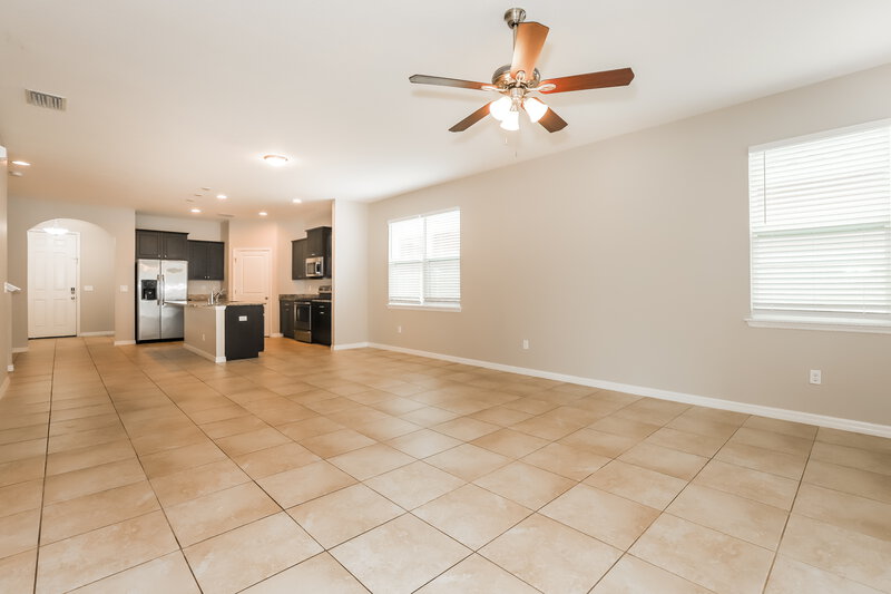 2,885/Mo, 10616 Scenic Hollow Dr Riverview, FL 33578 Living Room View 2