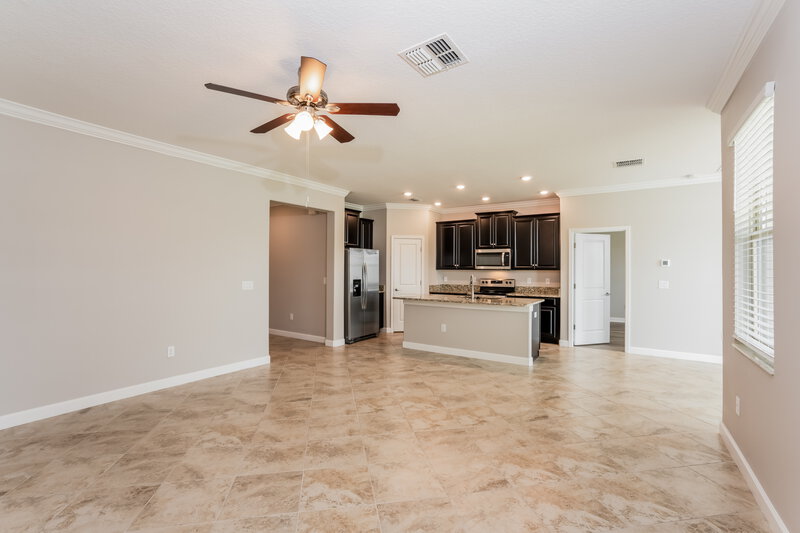 2,435/Mo, 11815 Sunburst Marble Rd Riverview, FL 33579 Living Room View