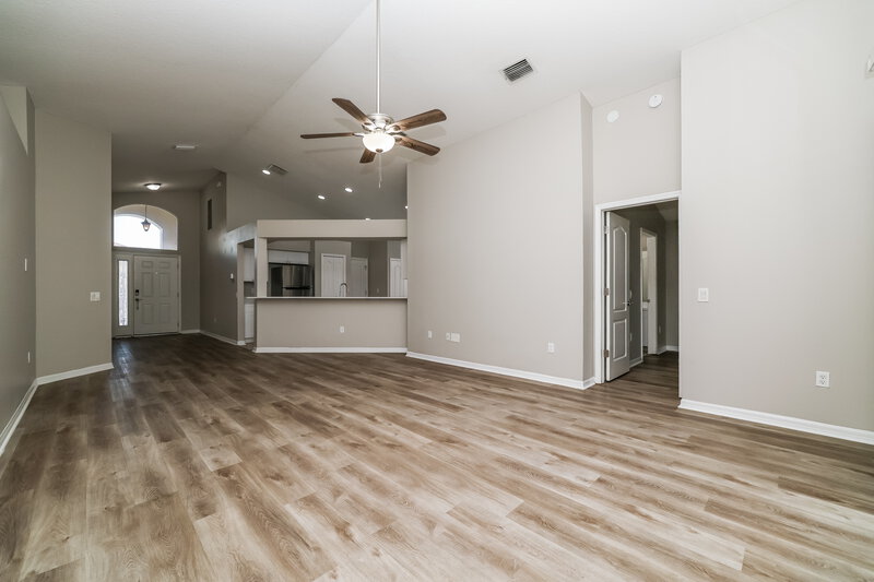 2,955/Mo, 8642 Manassas Rd Tampa, FL 33635 Living Room View