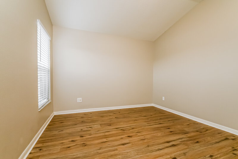 2,695/Mo, 10415 Meadow Spring Dr Tampa, FL 33647 Bedroom View