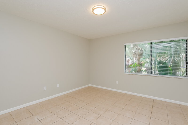 2,645/Mo, 15706 Country Lake Dr Tampa, FL 33624 Bedroom View 2