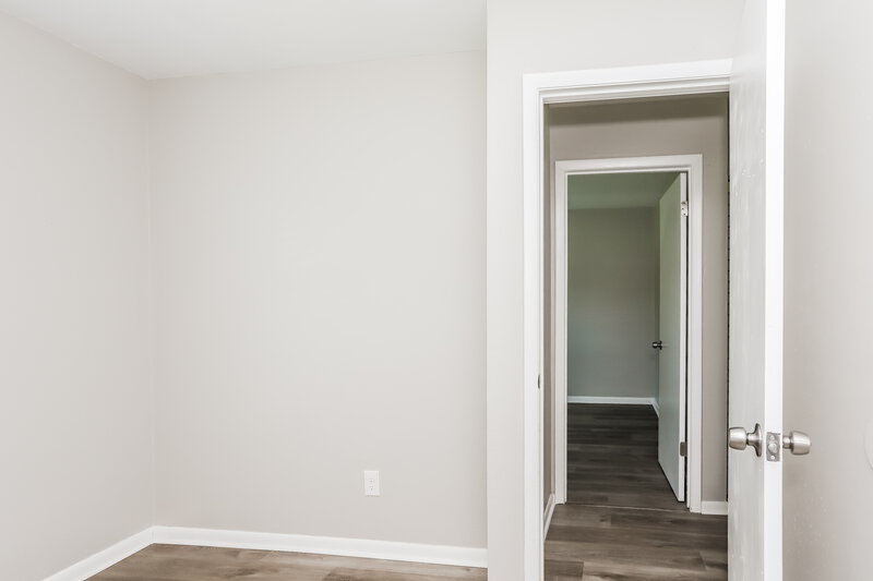 1,765/Mo, 302 Walker Ave Brooksville, FL 34601 Bedroom View 5