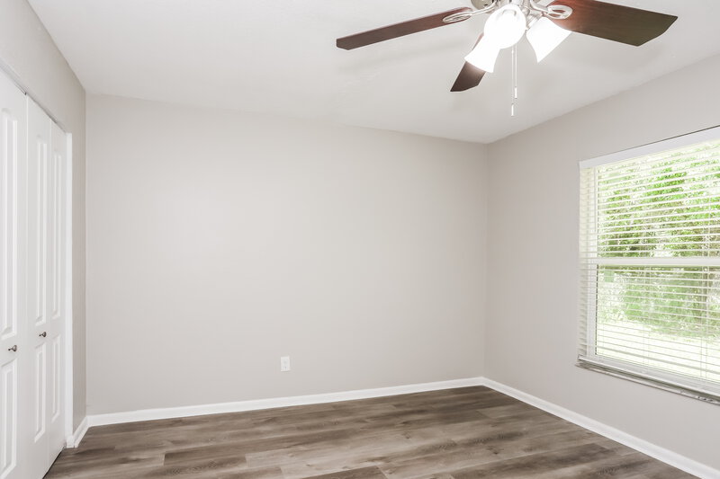 1,765/Mo, 302 Walker Ave Brooksville, FL 34601 Bedroom View 6