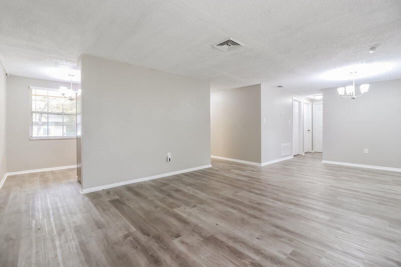 1,570/Mo, 27084 Roper Rd Brooksville, FL 34602 Living Room View