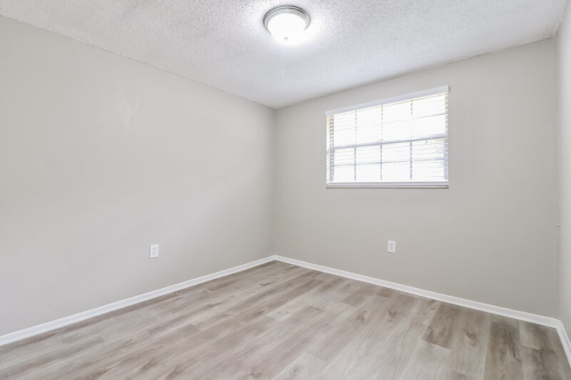 1,570/Mo, 27084 Roper Rd Brooksville, FL 34602 Bedroom View 4