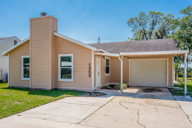 2,690/Mo, 1355-5 Iron Dr Lakeland, FL 33801 External View