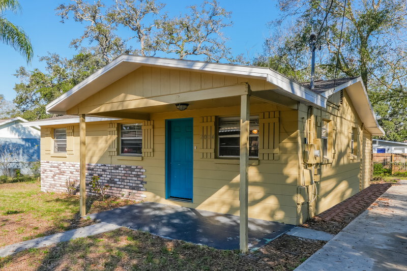 2,870/Mo, 2014 E Humphrey St Tampa, FL 33604 Front View