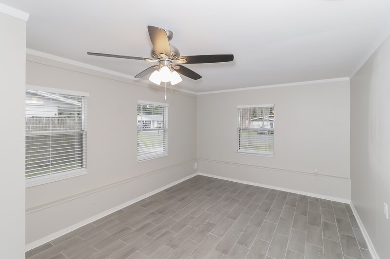 1,710/Mo, 4804 9th St Zephyrhills, FL 33542 Main Bedroom View