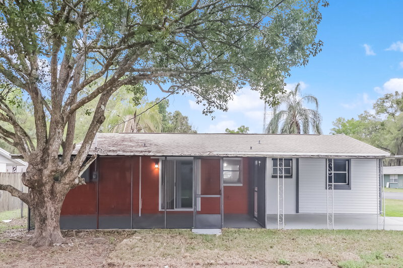 1,710/Mo, 4804 9th St Zephyrhills, FL 33542 Rear View