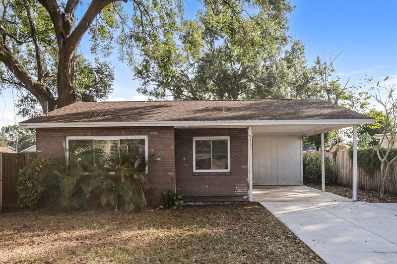 1,705/Mo, 9311 N Mary Ave Tampa, FL 33612 External View