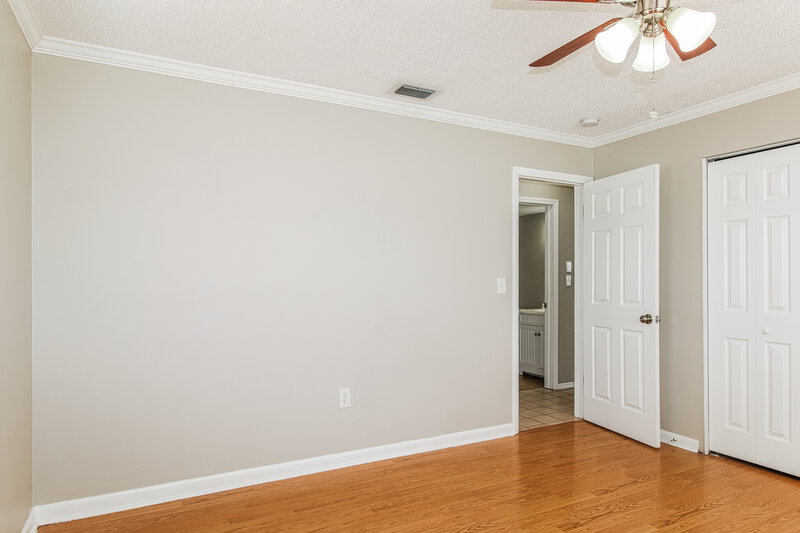 1,580/Mo, 10131 Hayward Rd Spring Hill, FL 34608 Main Bedroom View