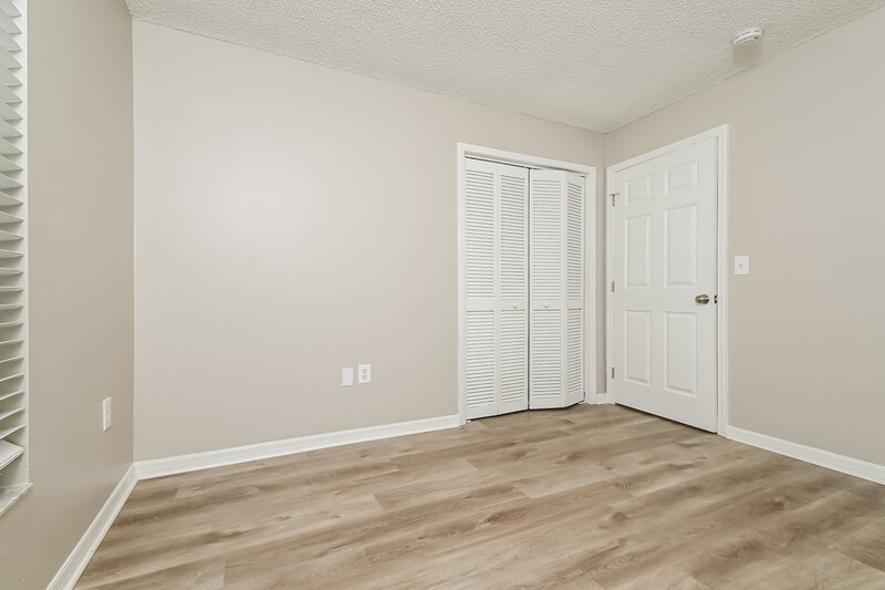 1,860/Mo, 5227 Grace St E Lakeland, FL 33810 Bedroom View 2